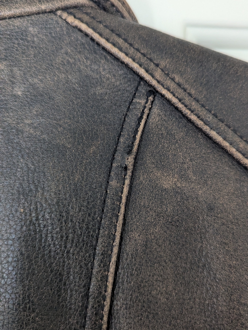 Black Rivet Men's Vintage Dark Brown Leather Zip Jacket - Picture 6 of 10